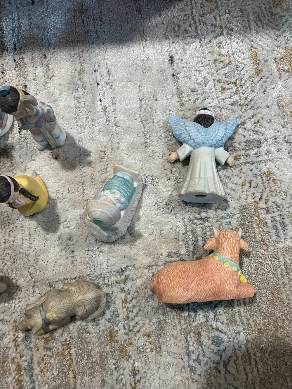 Vintage 1992 Native American Nativity set by House of Lloyd. Made of bisque. Z99